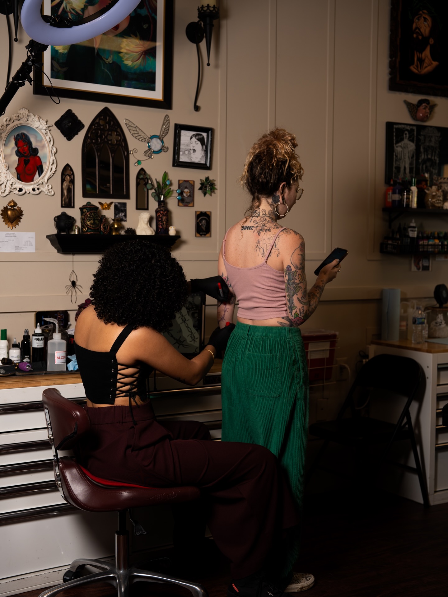 Tattoo artist and client American traditional tattoo on the back by 𝕮𝖞𝖇𝖊𝖗𝕾𝖎𝖌𝖎𝖑𝖎𝖘𝖒
