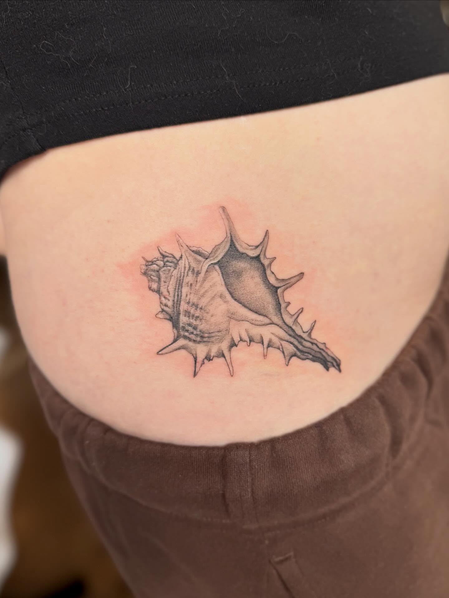 Tattoo by @lilztatz — realism