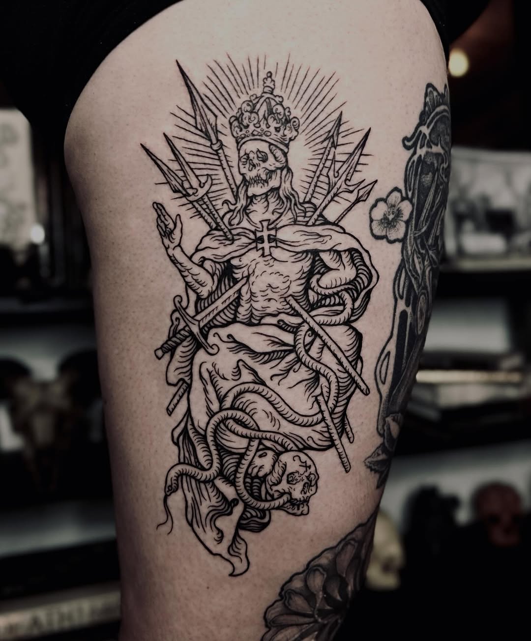 Tattoo by @sashawoland β blackwork, illustrative