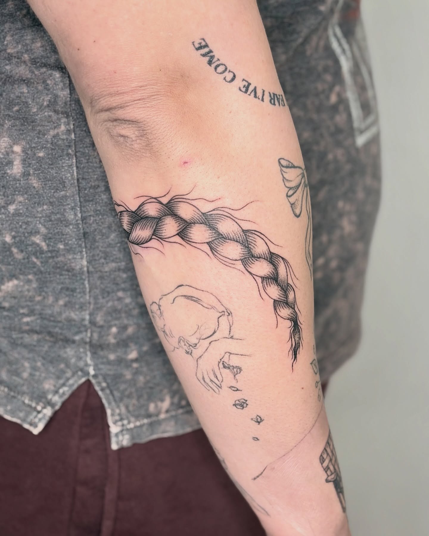 Tattoo by @siltyloamtattoo — black_and_grey, realism