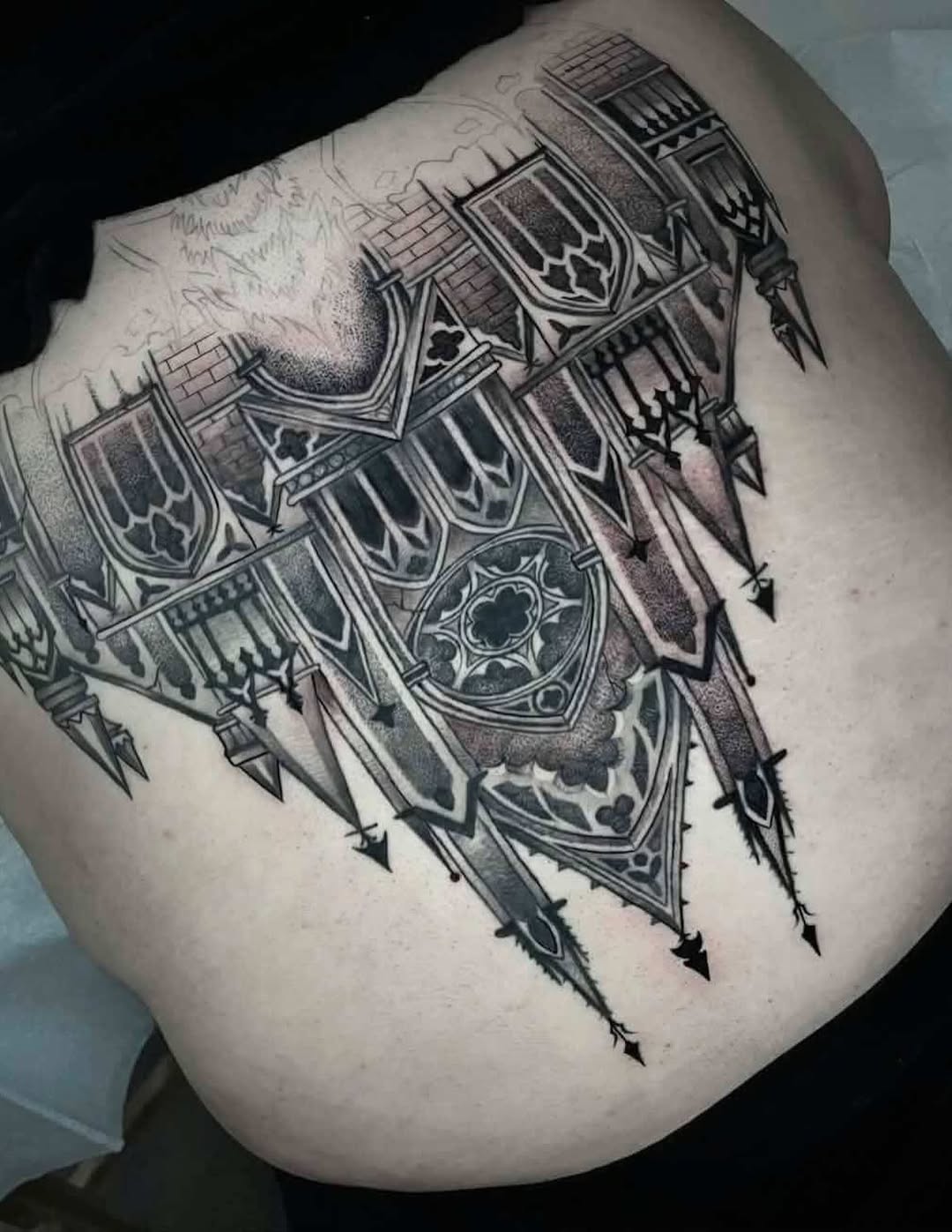 Tattoo by @katstattooth — black_and_grey, geometric