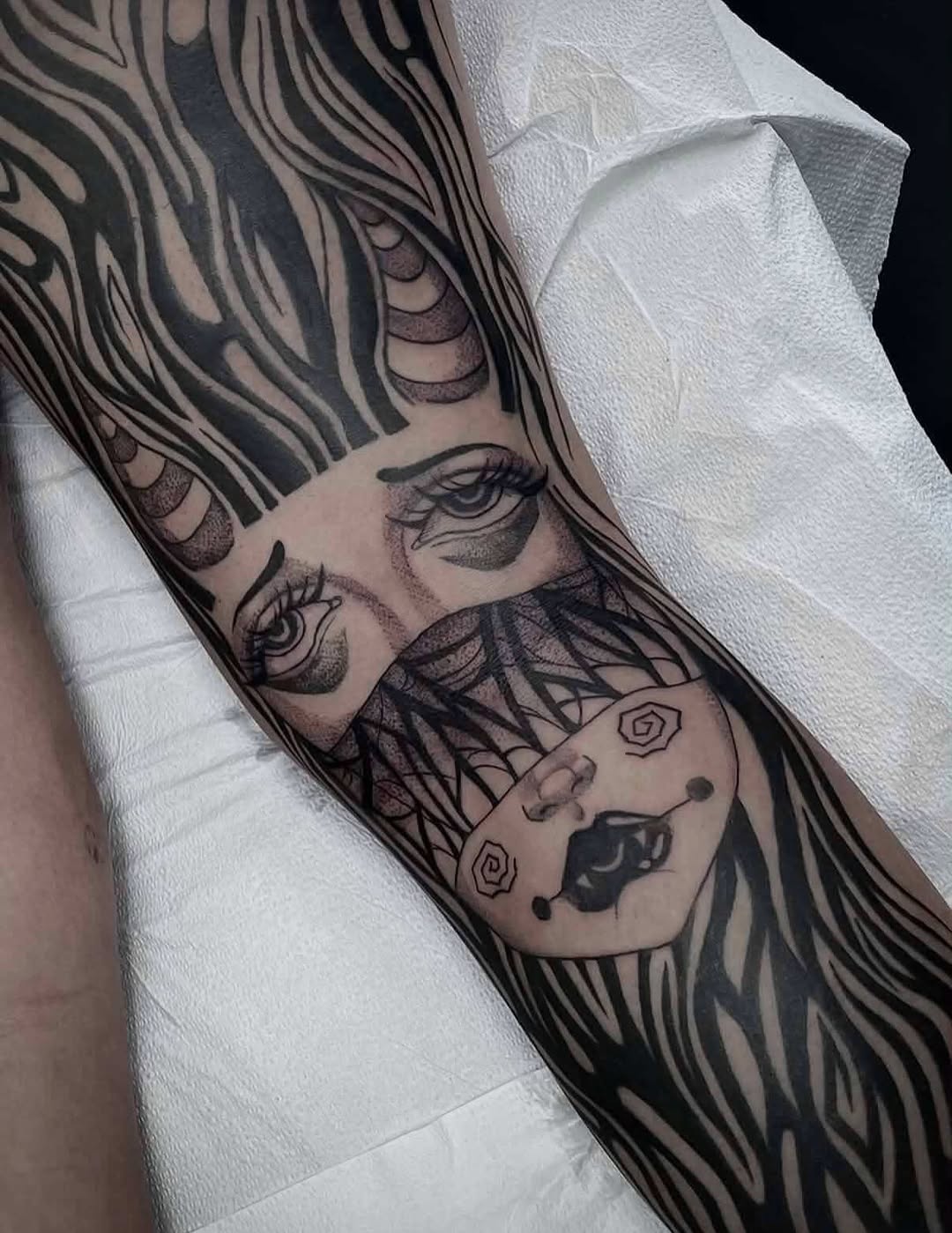 Tattoo by @katstattooth — black_and_grey, dark_realism