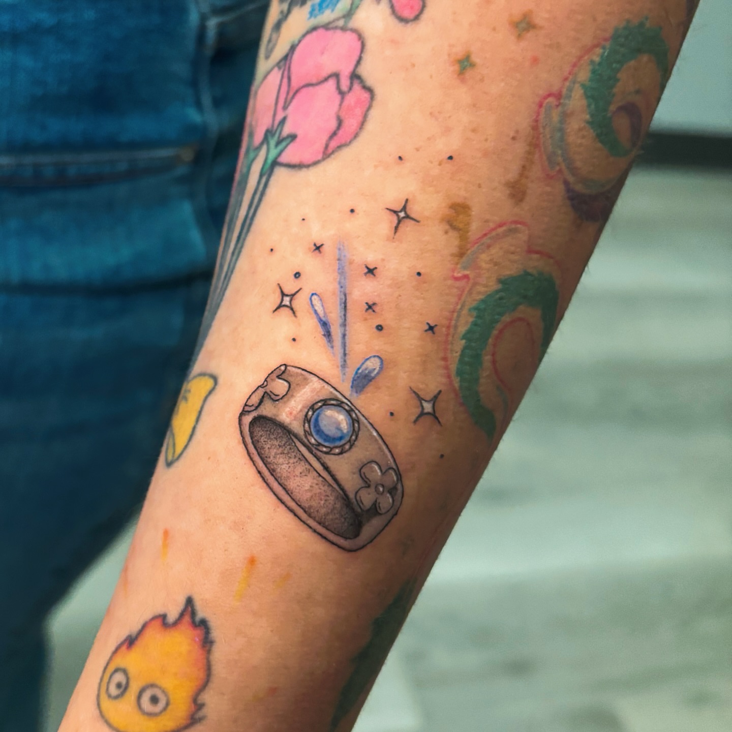 Tattoo by @b.b.tattoos — dotwork, new_school
