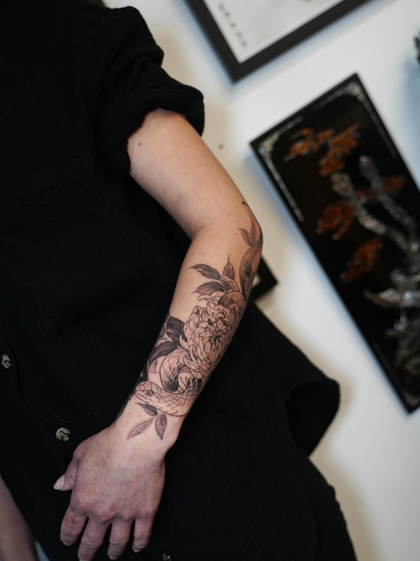 Tattoo by @emmaleetattoo — black_and_grey