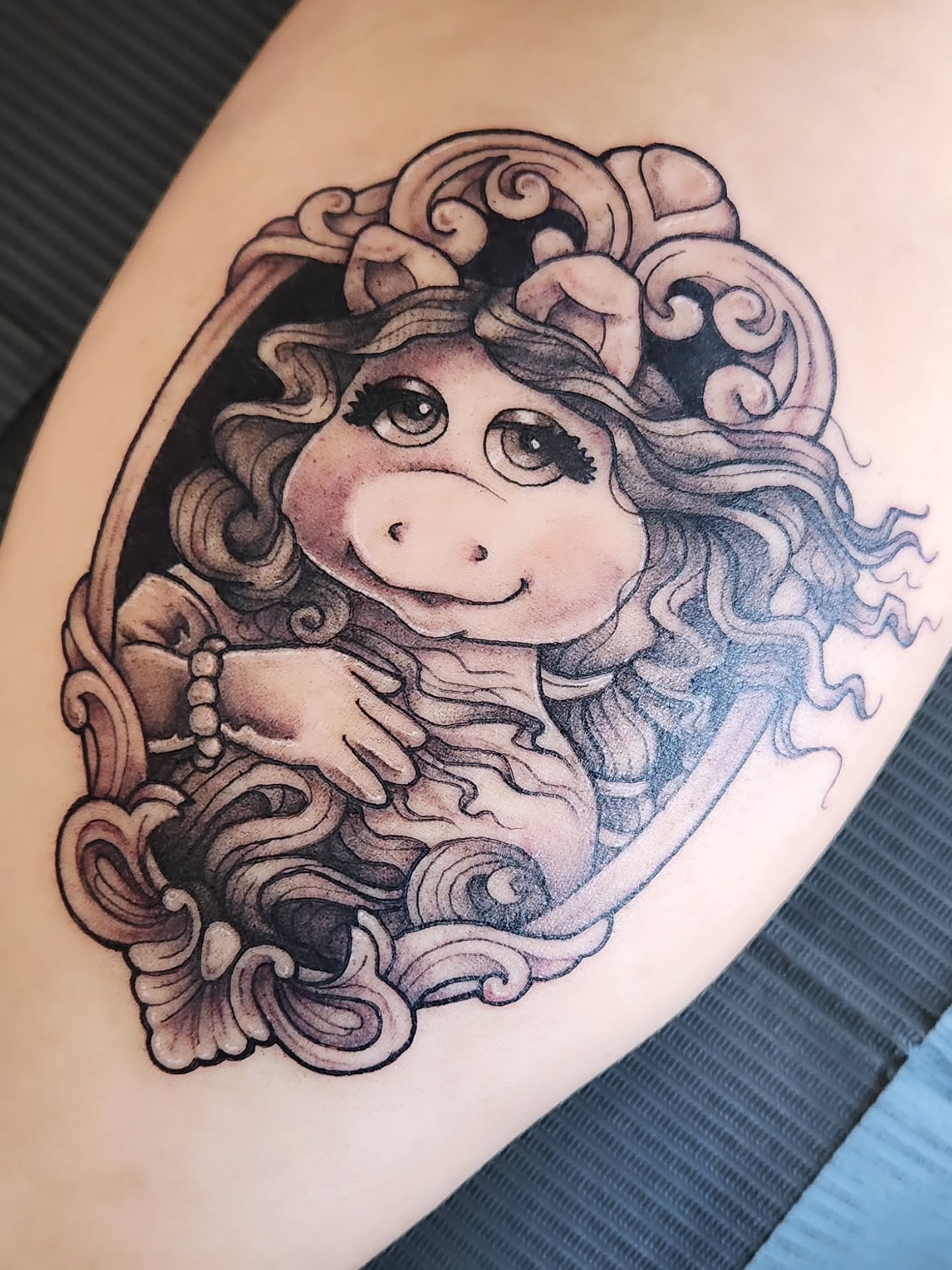 Medusa black and grey tattoo on the shoulder by Amanda Boyd - Duh!