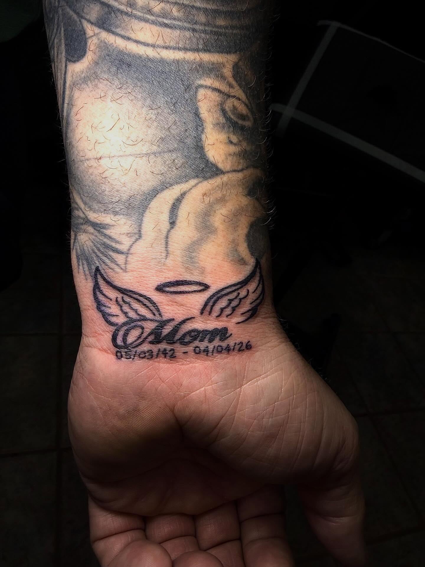 Tattoo by @storylines.tattoos — black_and_grey