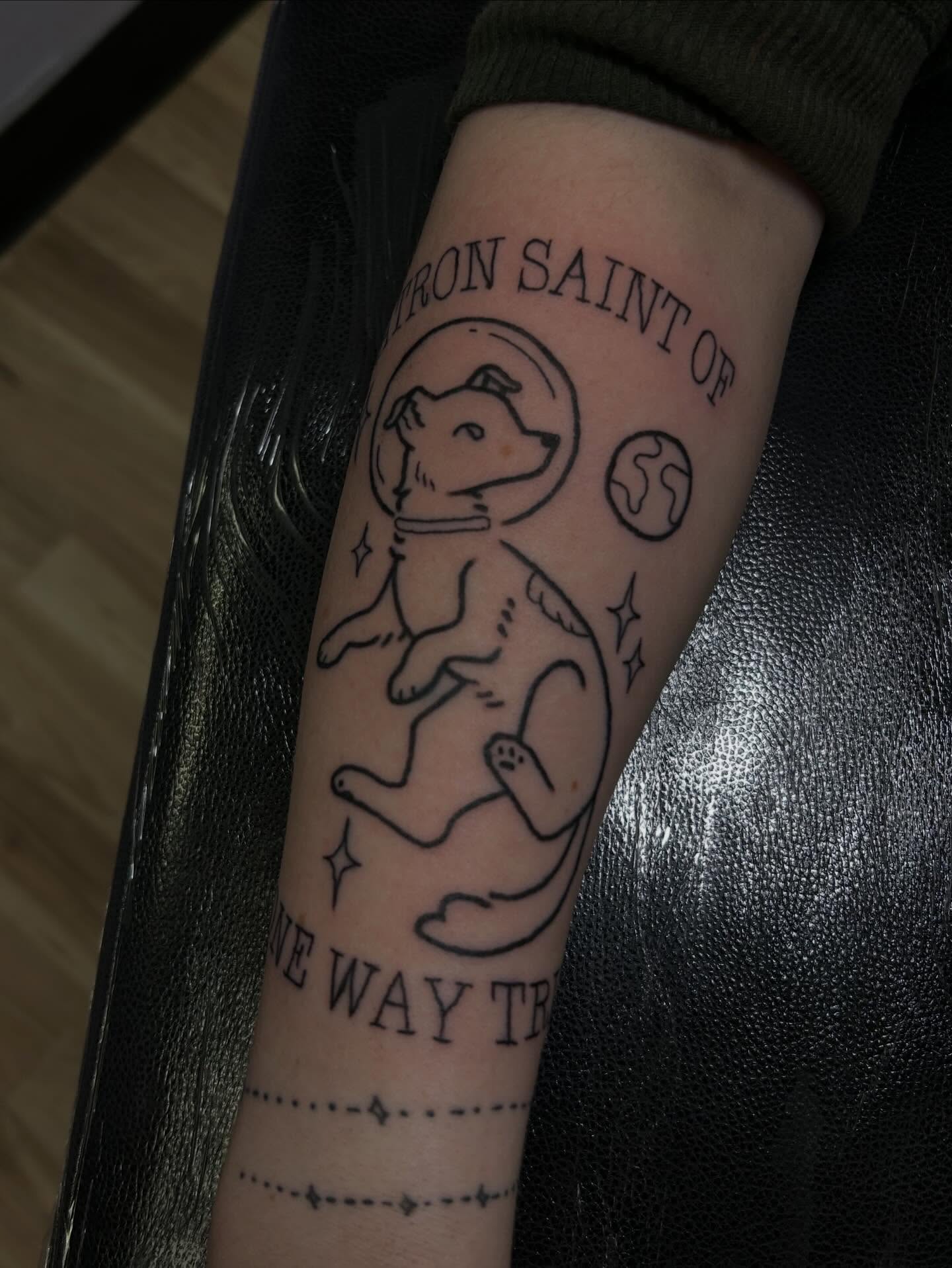 Tattoo by @raven.without.wings — dotwork, geometric