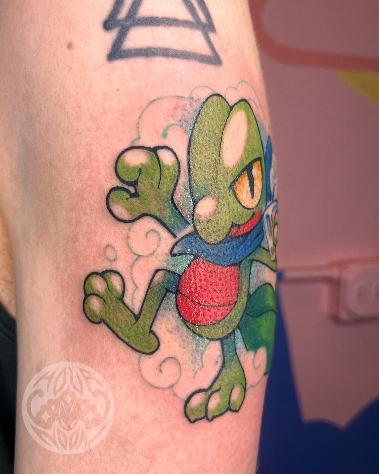Frog new school tattoo on the forearm by 𝖍𝖔𝖚𝖗𝖓𝖔𝖔𝖓