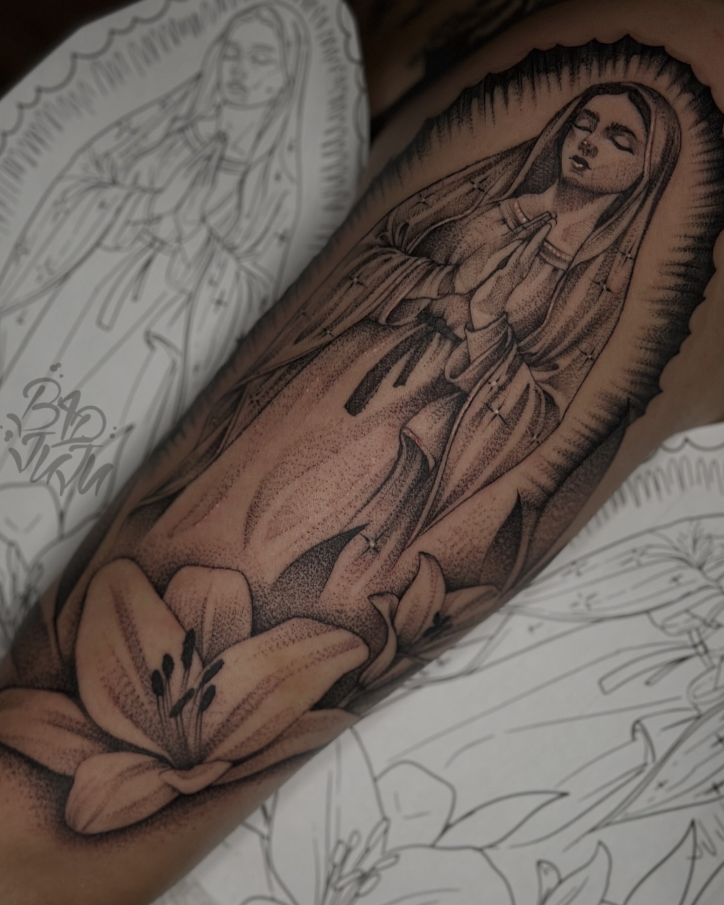 Virgin mary dotwork tattoo on the forearm by 💞Juju💕