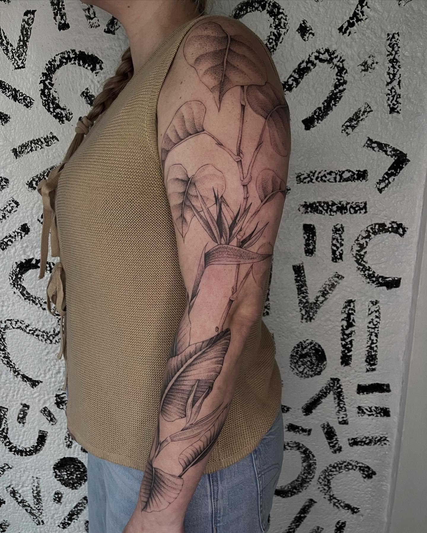 Tattoo by @ovarydose — black_and_grey