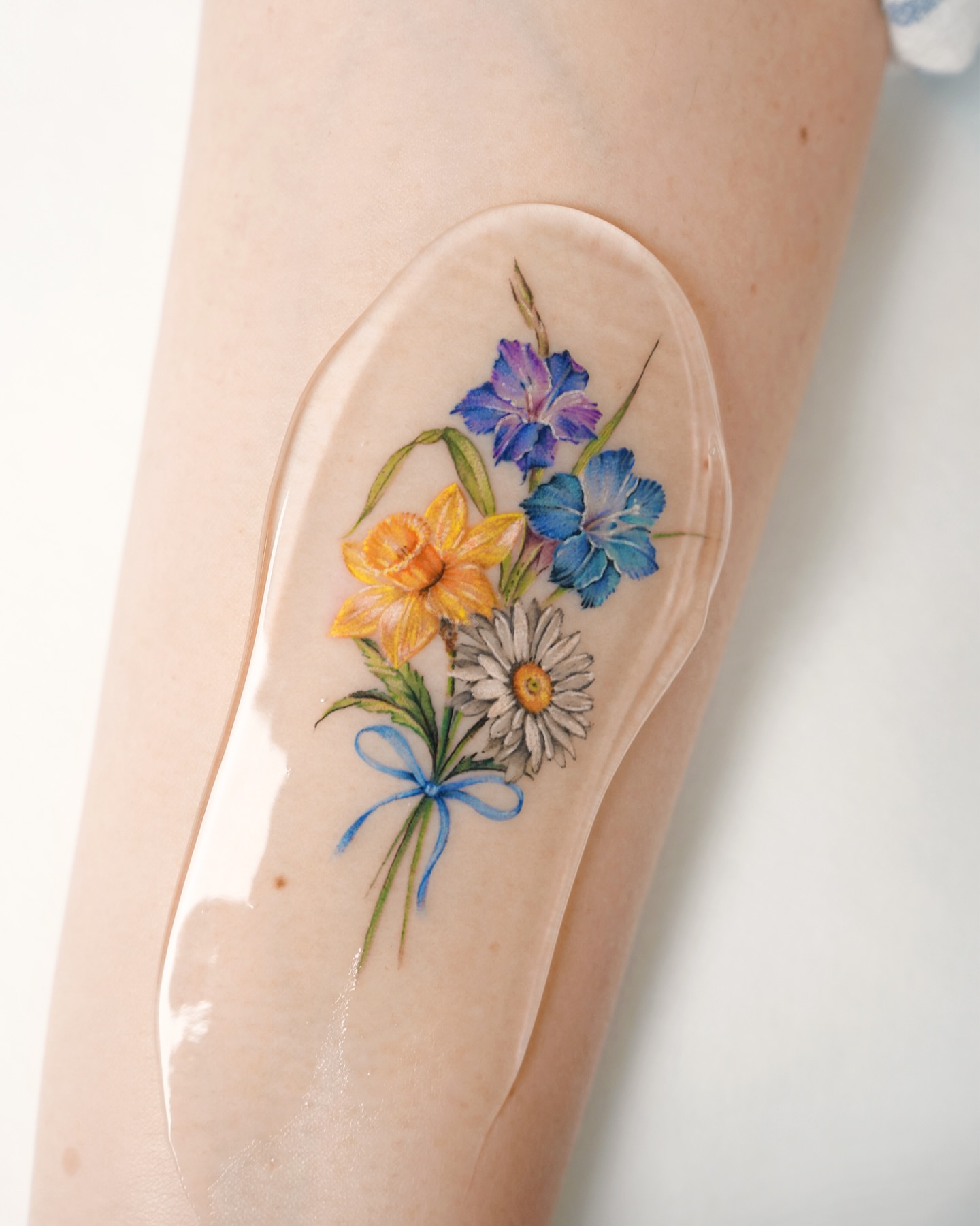 Tattoo by @tattooist_yun — watercolor