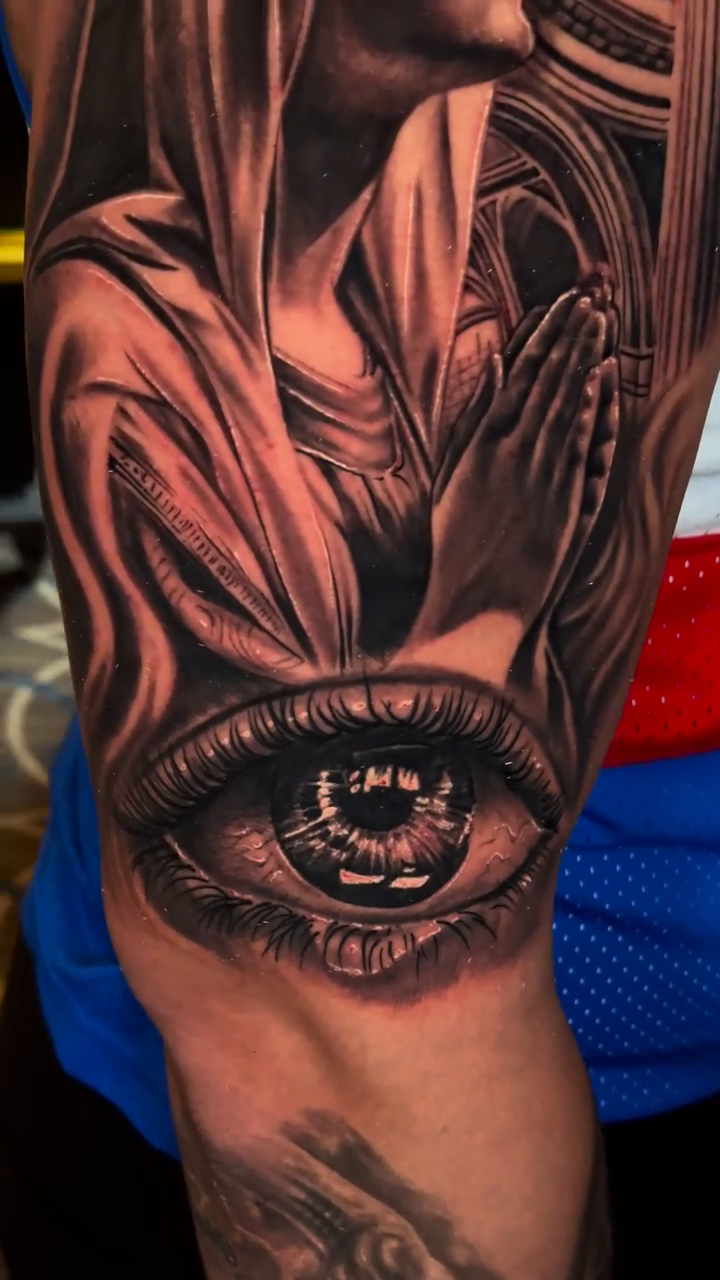 Tattoo by @obsidianinkstudio — realism, black_and_grey