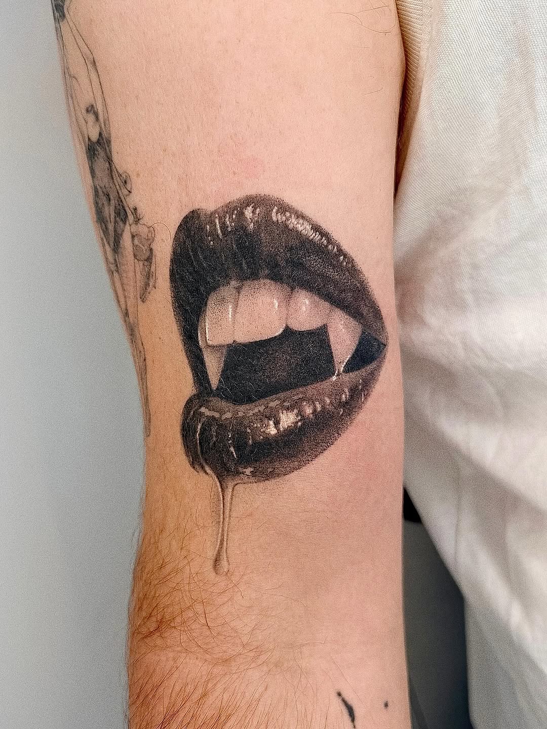 Tattoo by @jenniferpalomaa — realism, black_and_grey