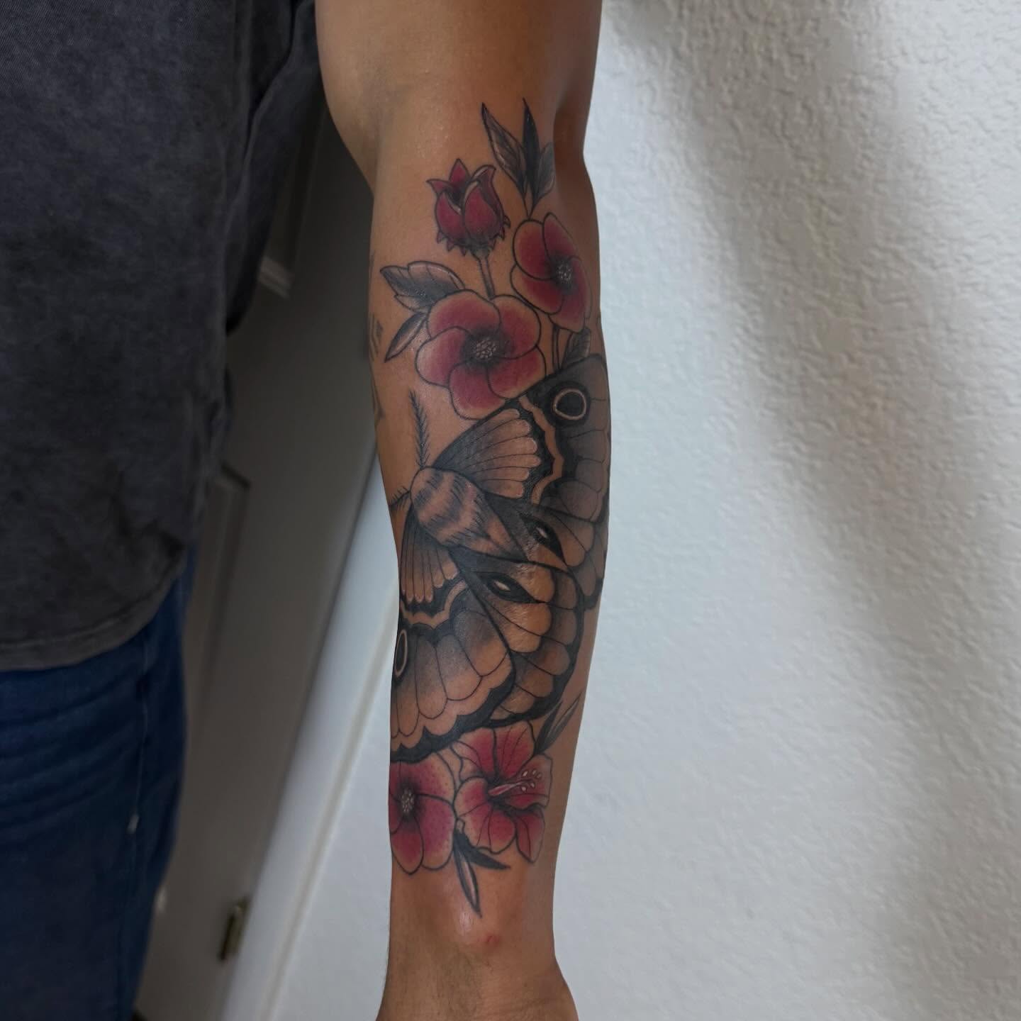 Tattoo by @angelbabyj.tattoos — american_traditional, realism