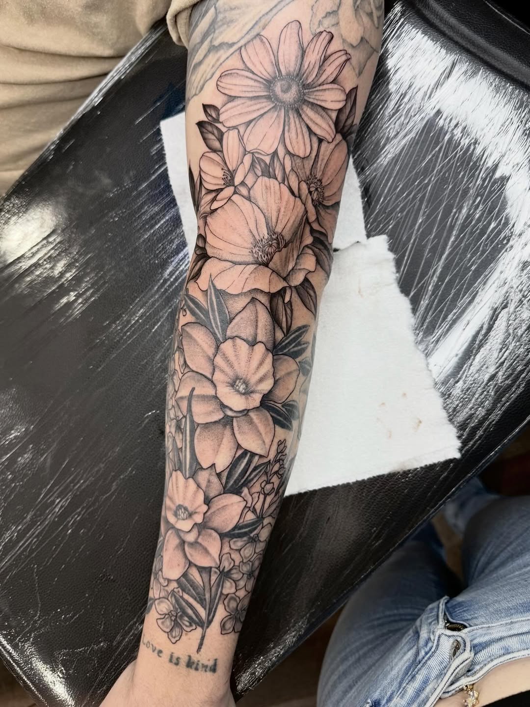 Tattoo by @emmydoestattoos โ black_and_grey, realism