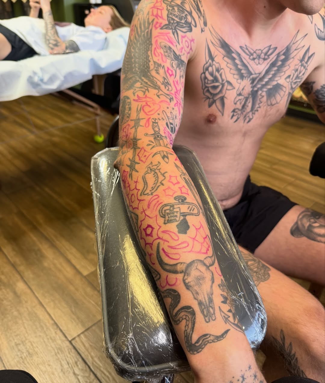 Tattoo by @tattoomuto — american_traditional, black_and_grey