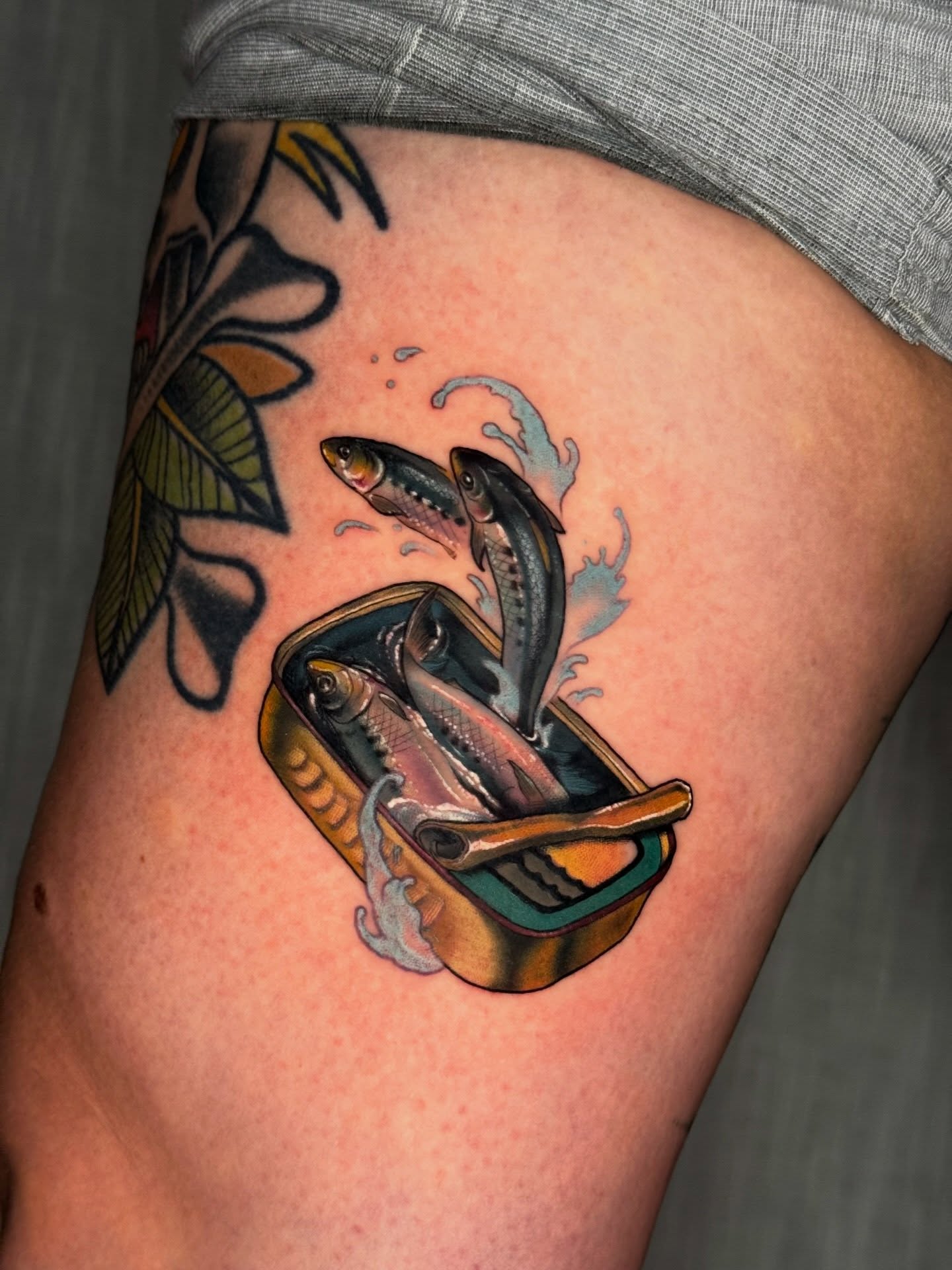 Tattoo by @catherineterlop โ american_traditional