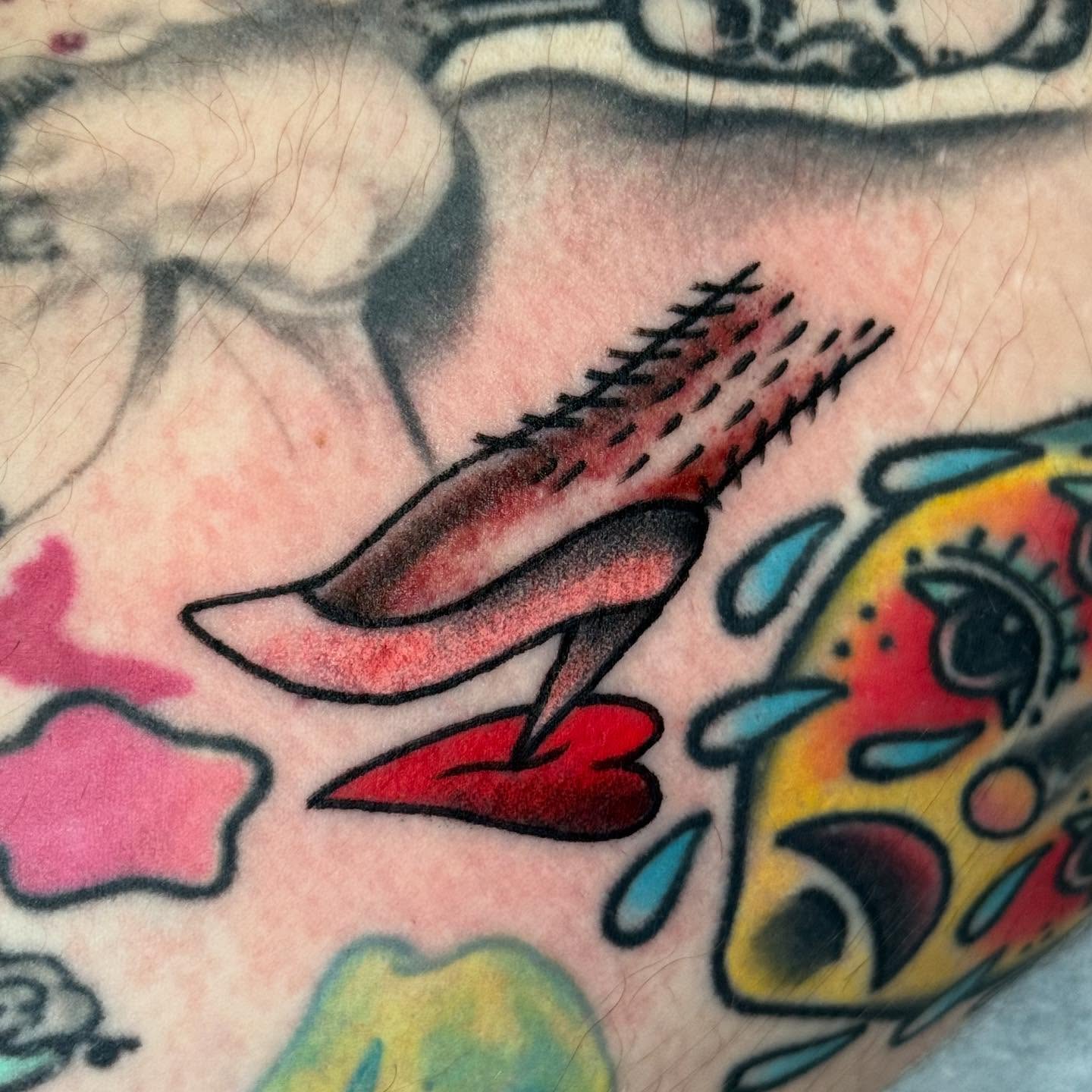 Tattoo by @lindsayloutat2 — american_traditional