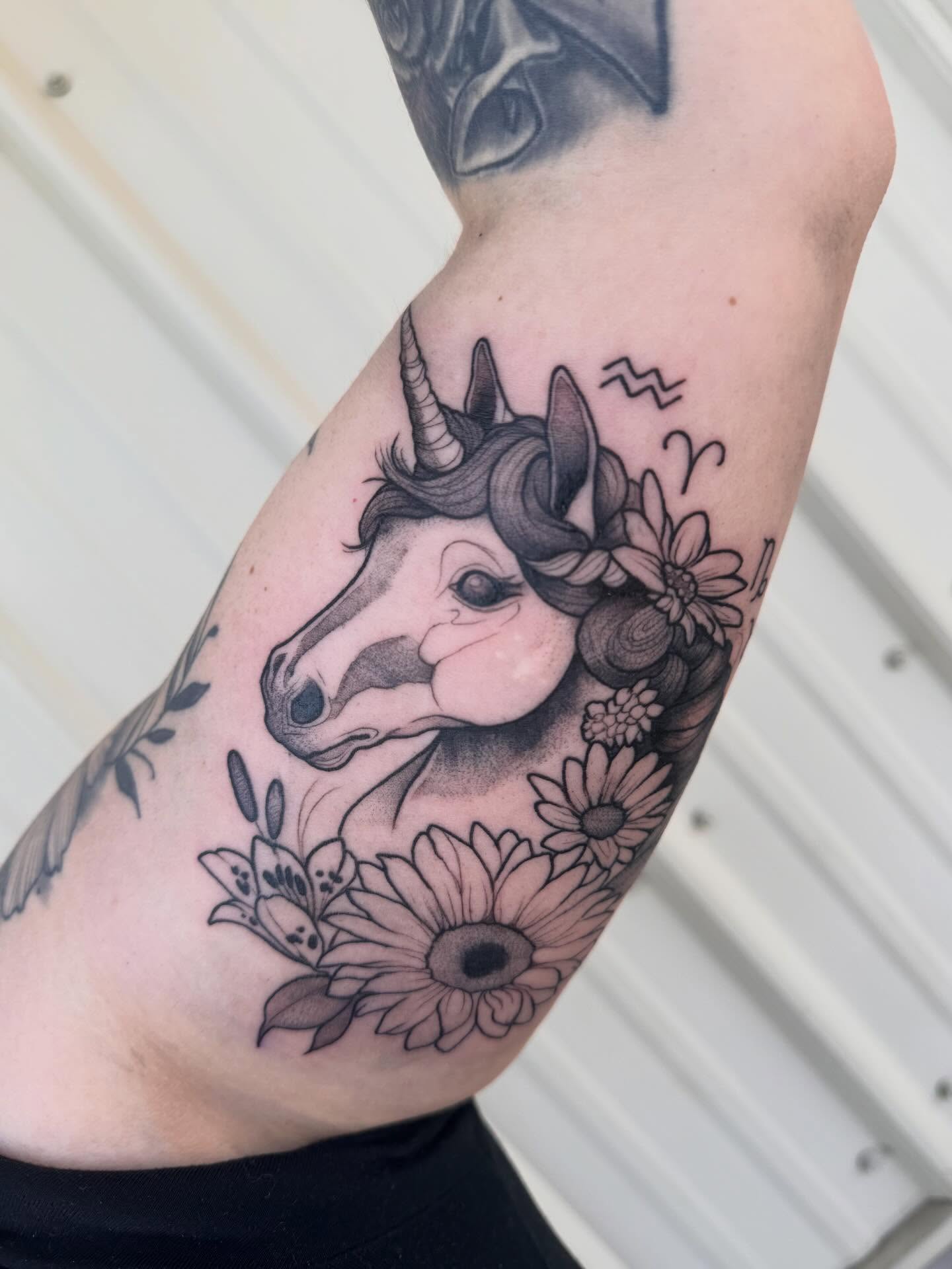 Tattoo by @gatorgirltattoo — black_and_grey