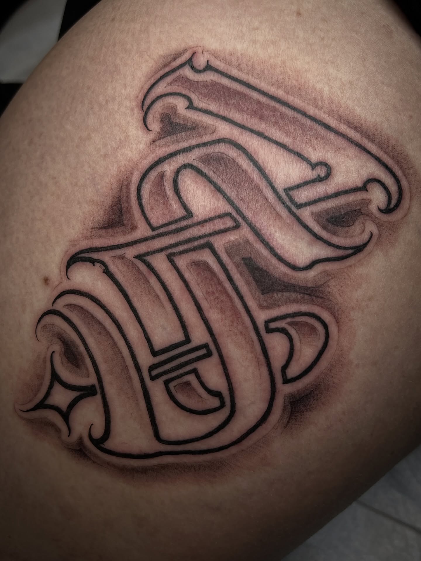 Tattoo by @osopolar_tattoos — lettering_script, ornamental