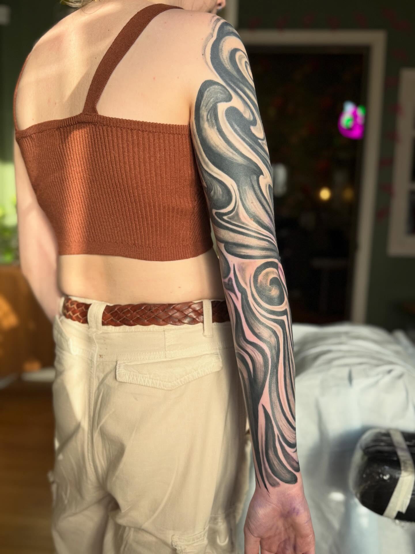 Tattoo by @krasuetattoo — black_and_grey