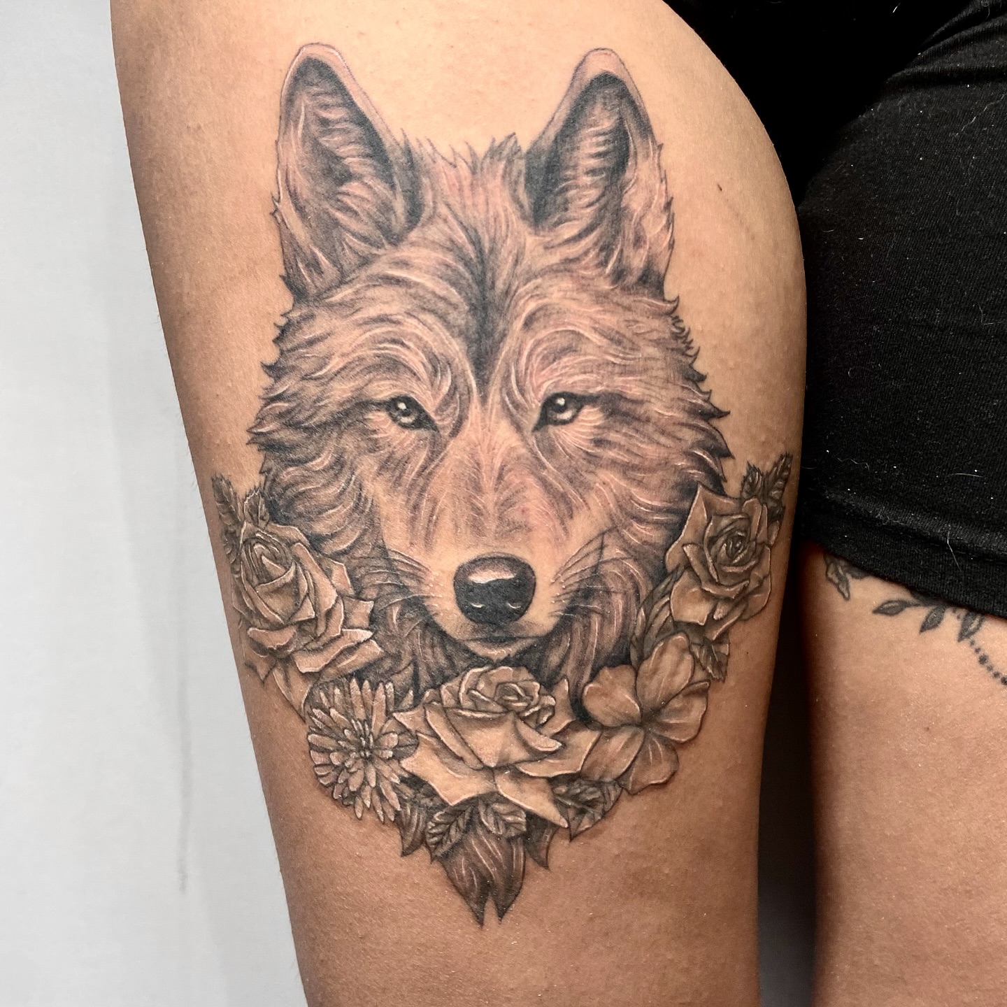 Tattoo by @ilenadoodles β realism, black_and_grey