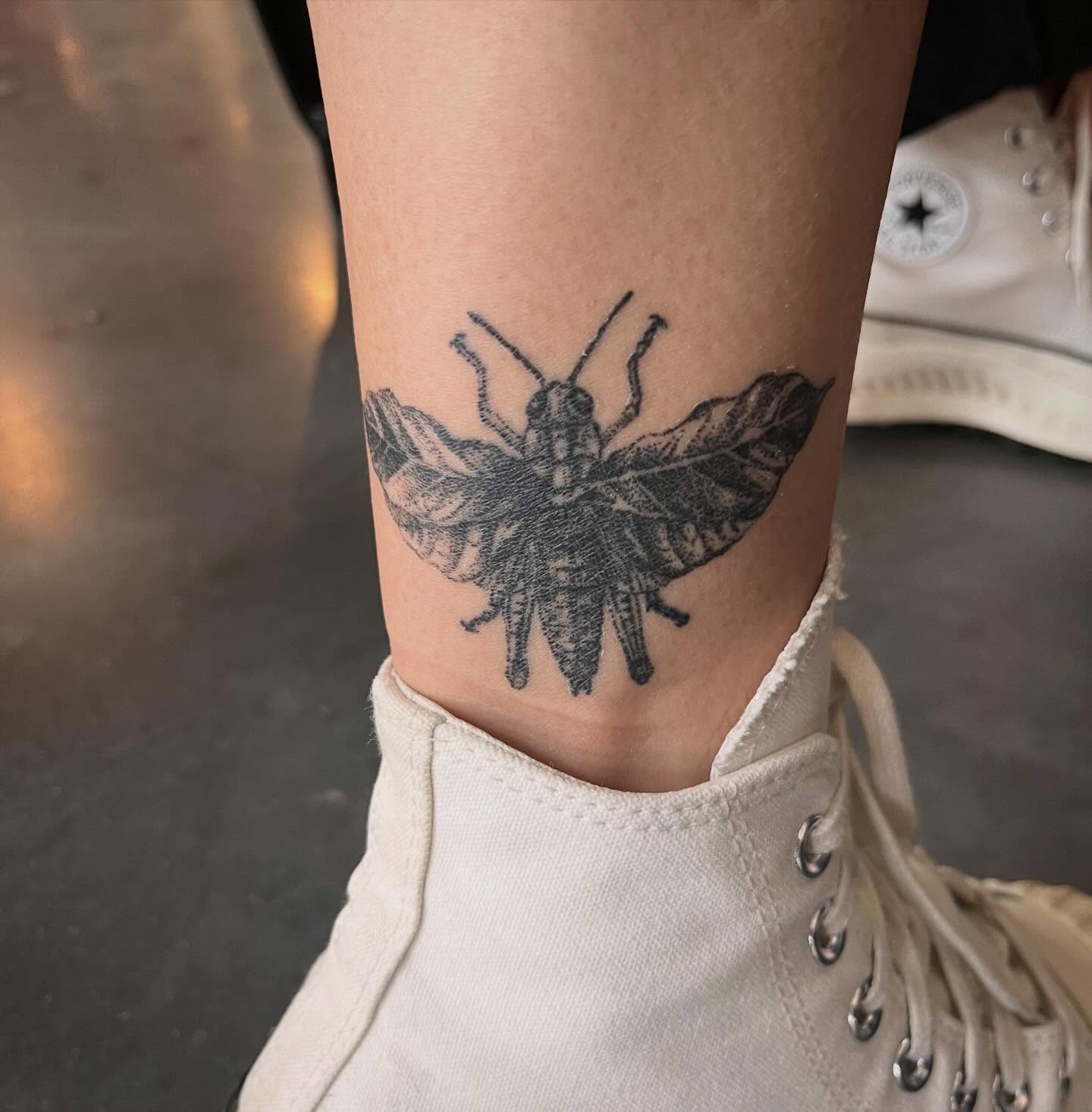 Tattoo by @carlosmoralesink — black_and_grey