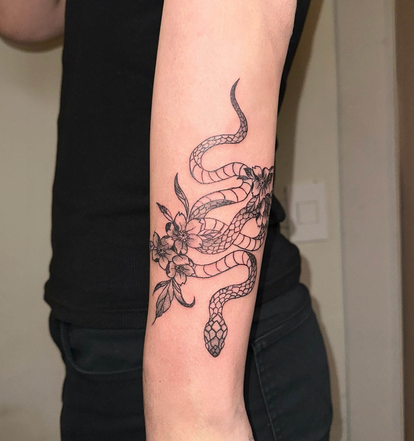 Tattoo by @kiijooya — black_and_grey