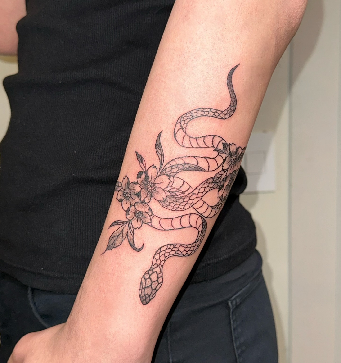 Tattoo by @kiijooya — black_and_grey