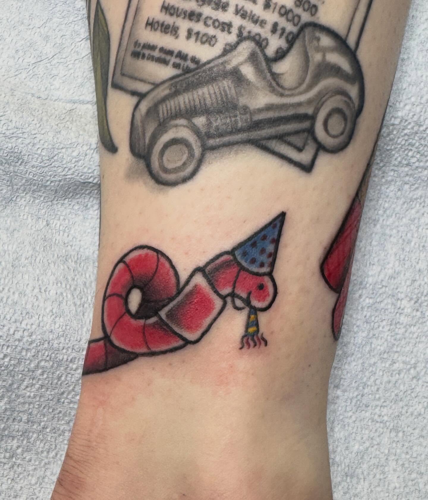 Tattoo by @tattoosbynikkipowills — american_traditional, dotwork