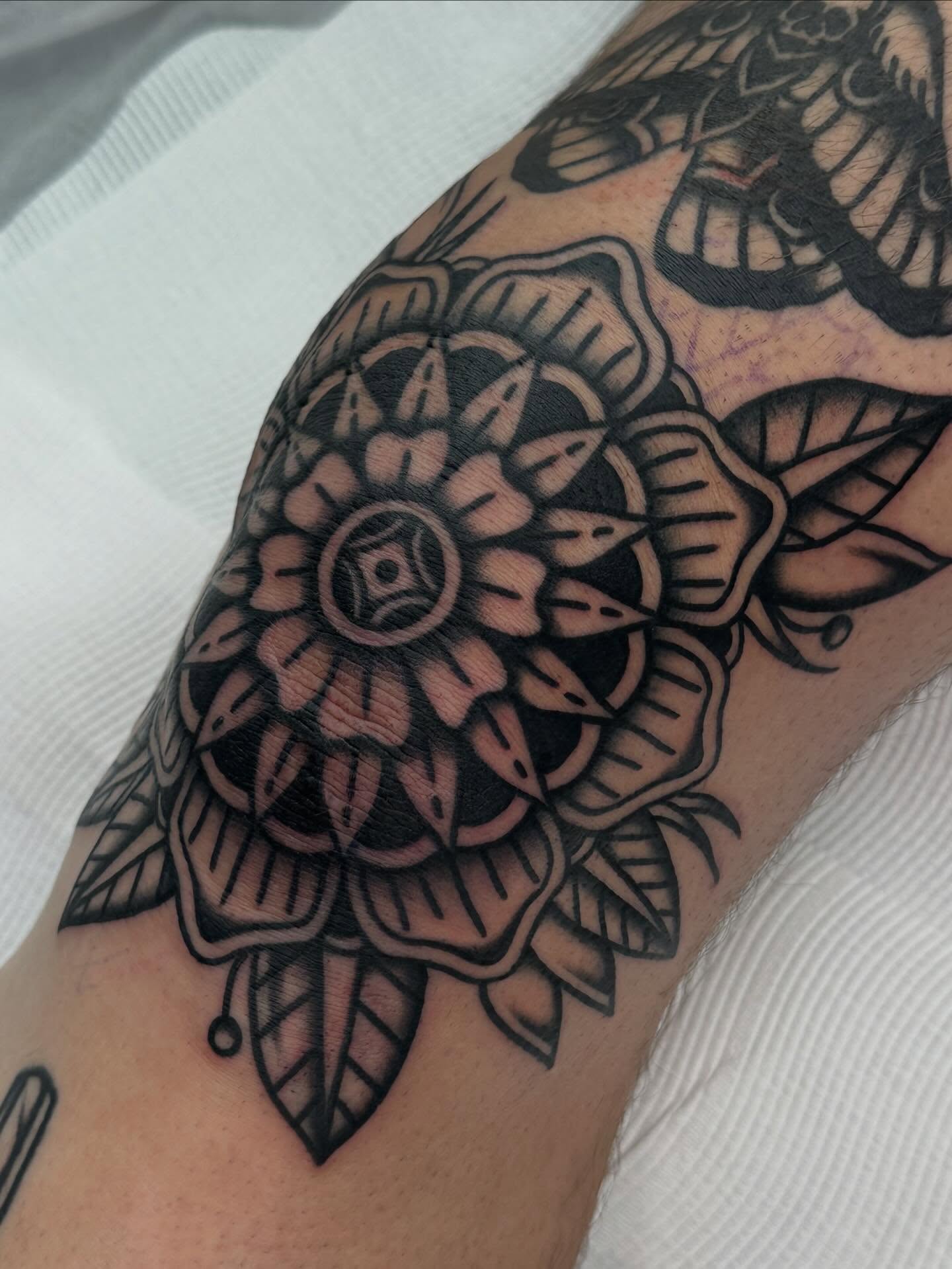 Tattoo by @koonta_tattoo — black_and_grey