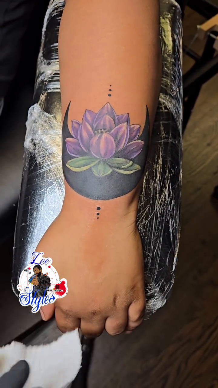 Lotus flower and moon tattoo on the forearm by Lee Styles π¨