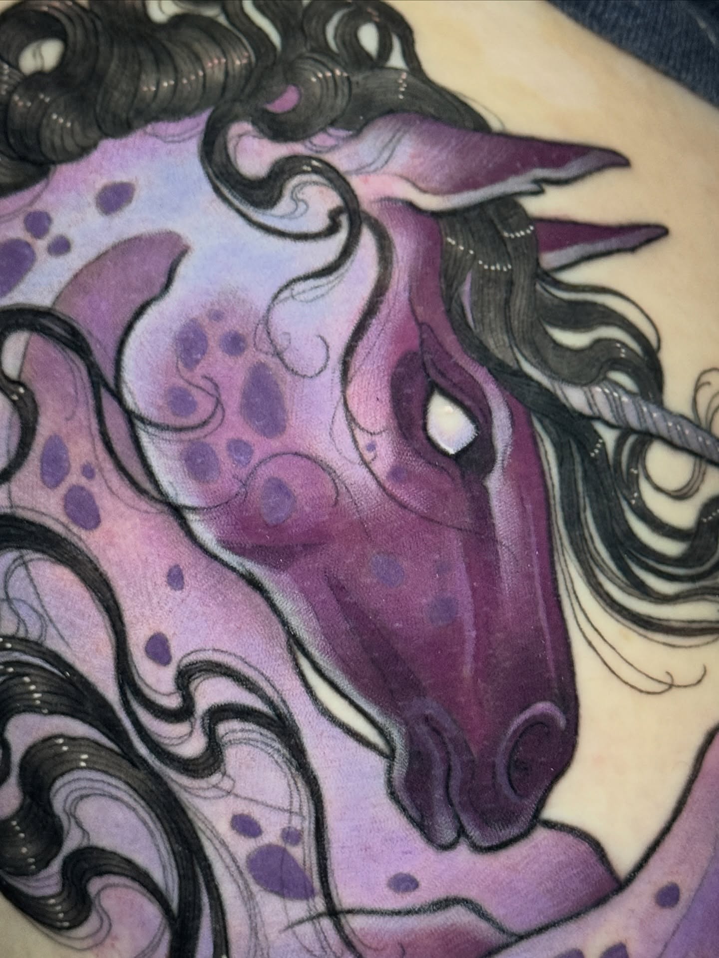 Tattoo by @lady.blackwell.tattoos β dotwork