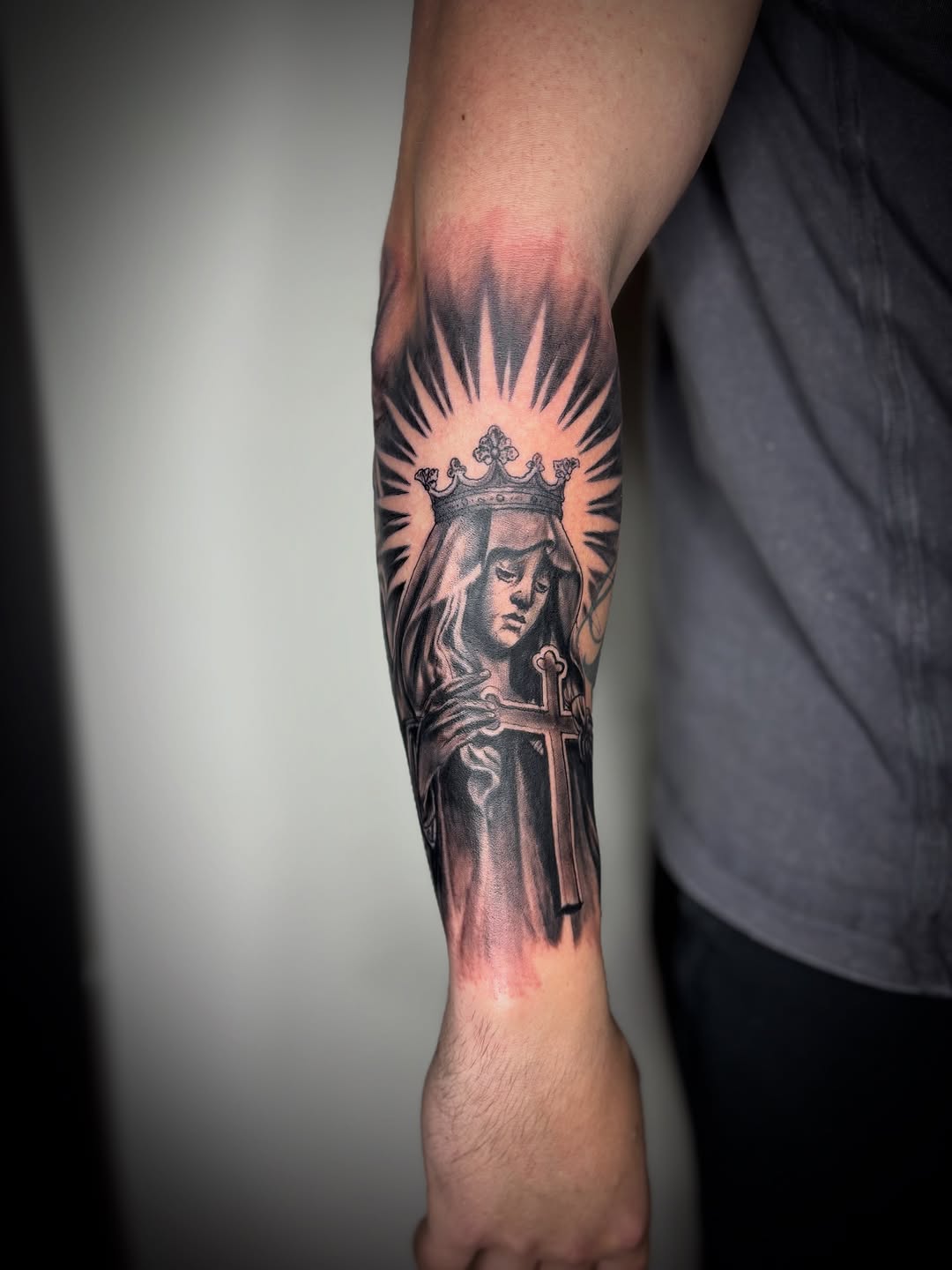 Virgin Mary with crown and cross realism tattoo on the forearm by Adrian Ram 🇬🇾🇵🇭