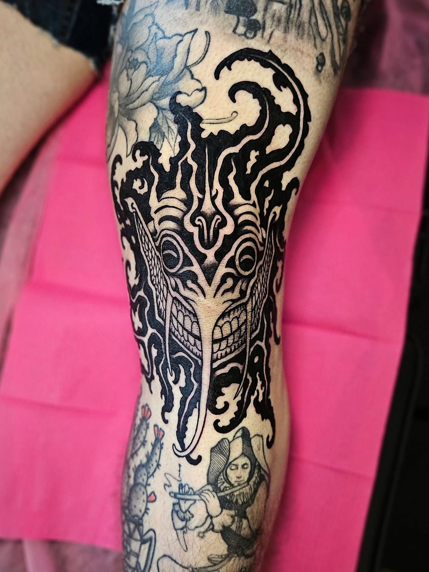 Tattoo by @prettiepluto — black_and_grey