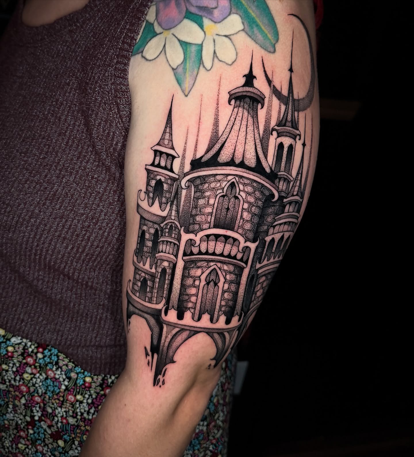 Castle dotwork tattoo on the forearm by ๐ฎ๐๐๐ ๐ท๐๐๐๐ ๐ฑ๐๐๐๐๐