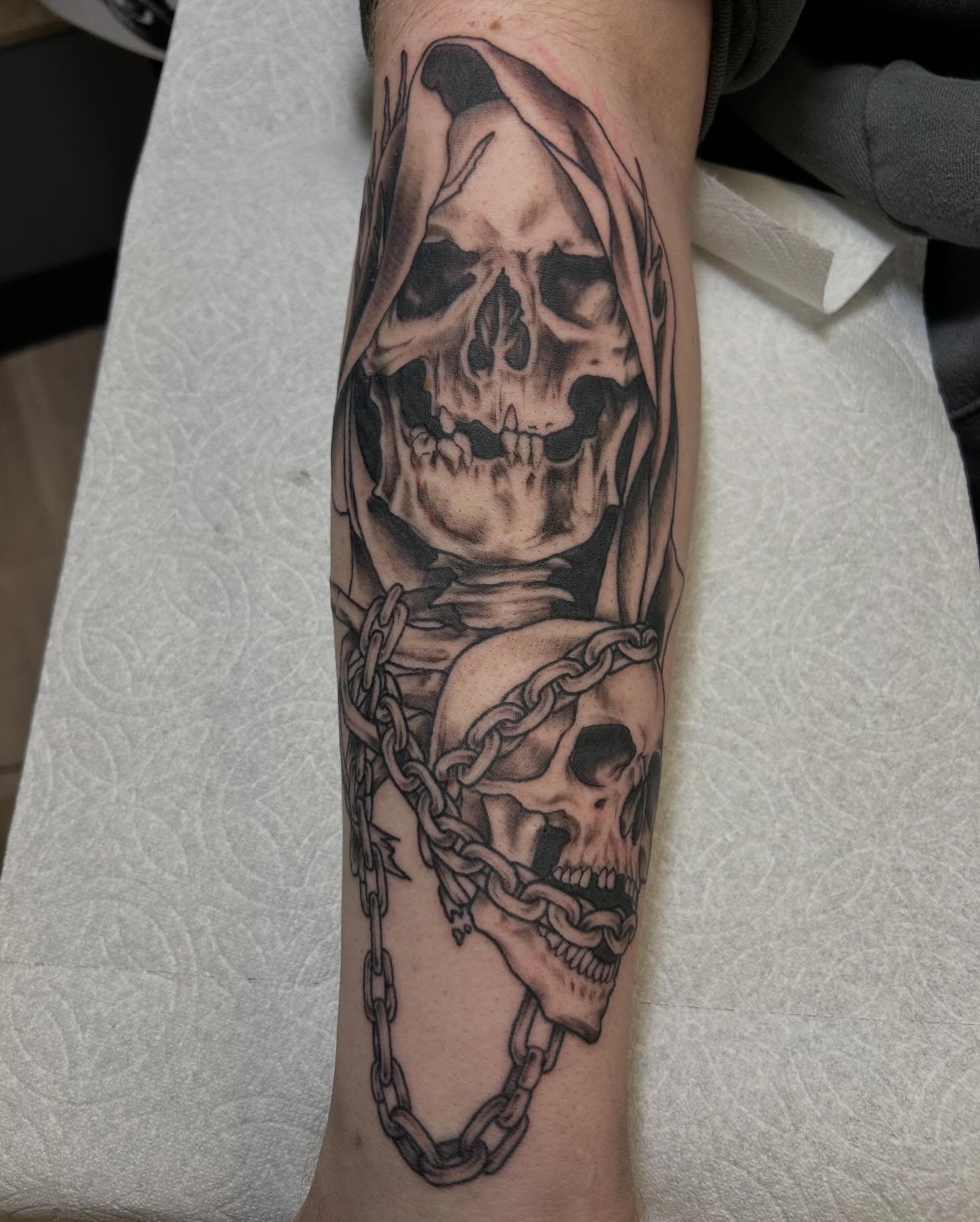 Tattoo by @fionatattooos — black_and_grey, realism