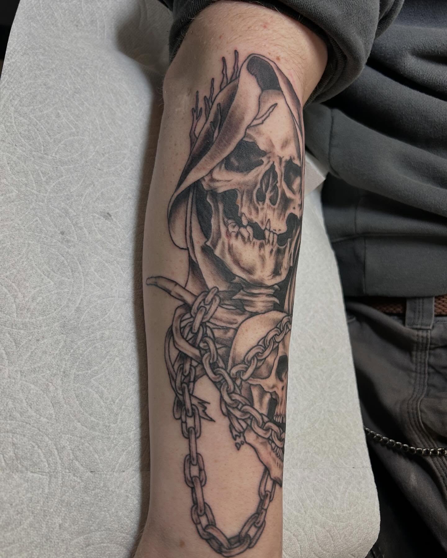 Tattoo by @fionatattooos — black_and_grey, realism