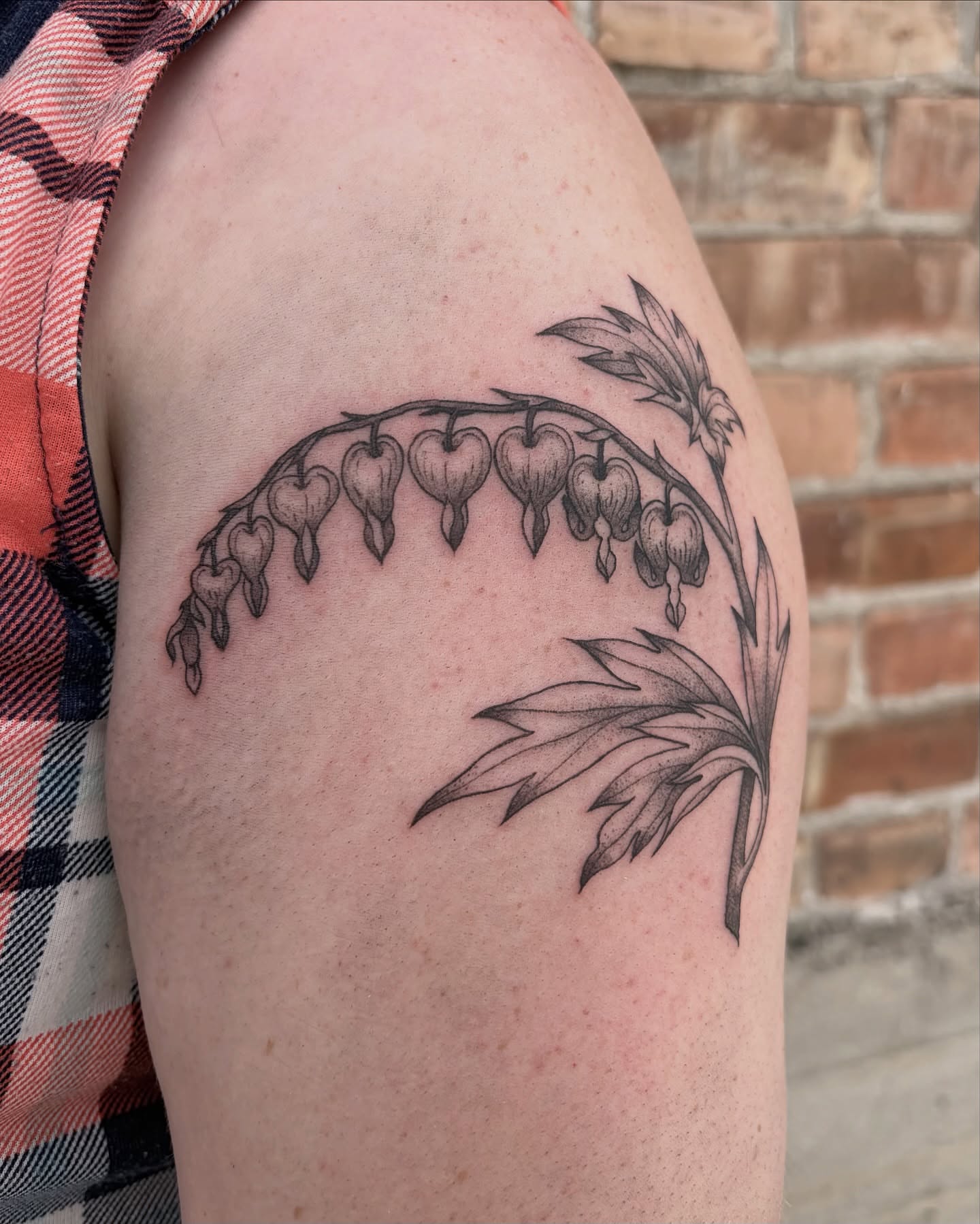 Tattoo by @siltyloamtattoo — black_and_grey