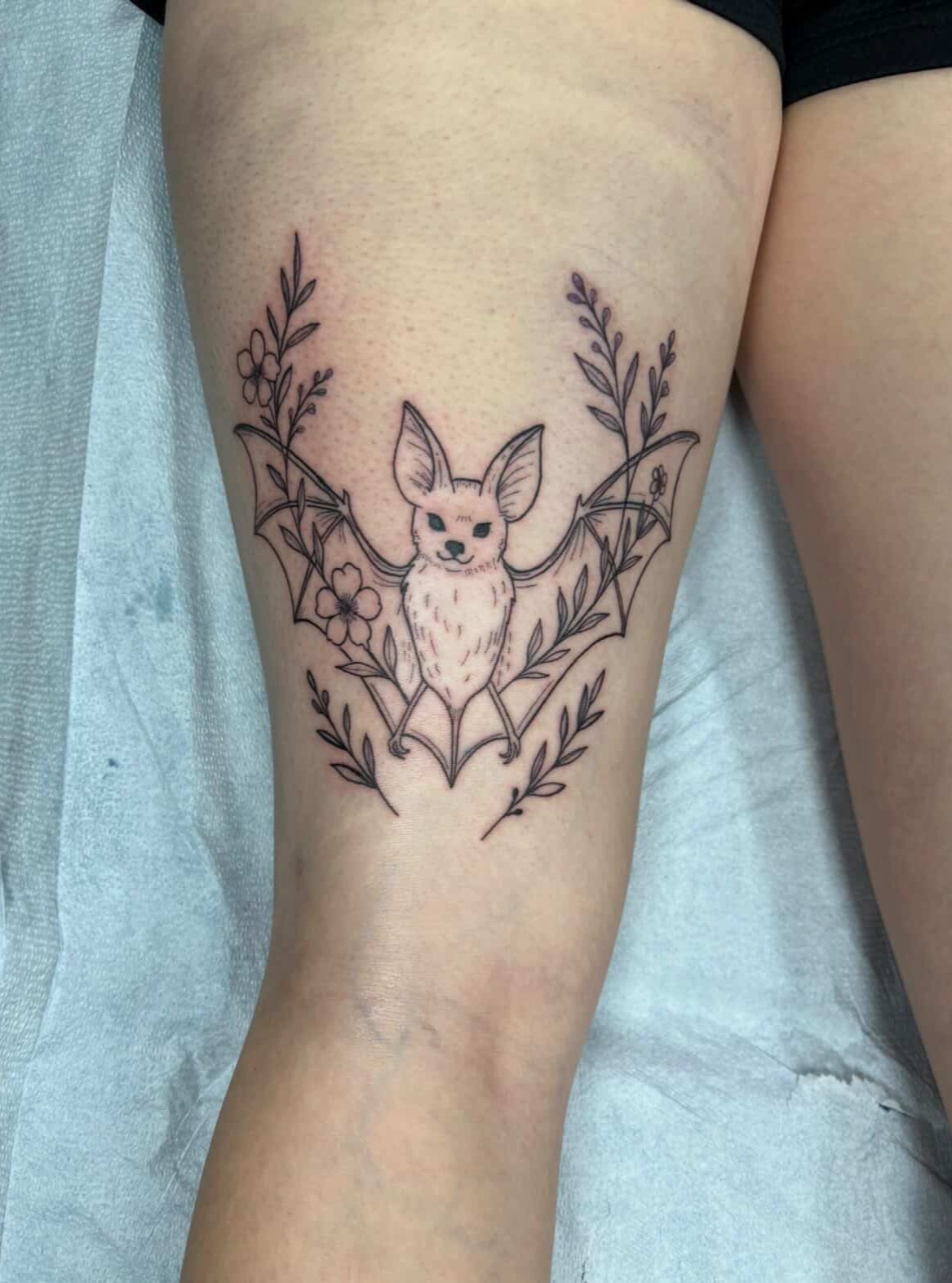 Tattoo by @theenchantedveil31 — fine_line