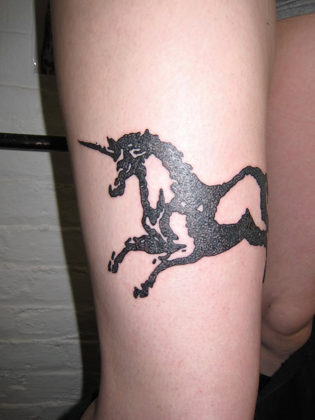 Tattoo by @whatisheavenlike — blackwork
