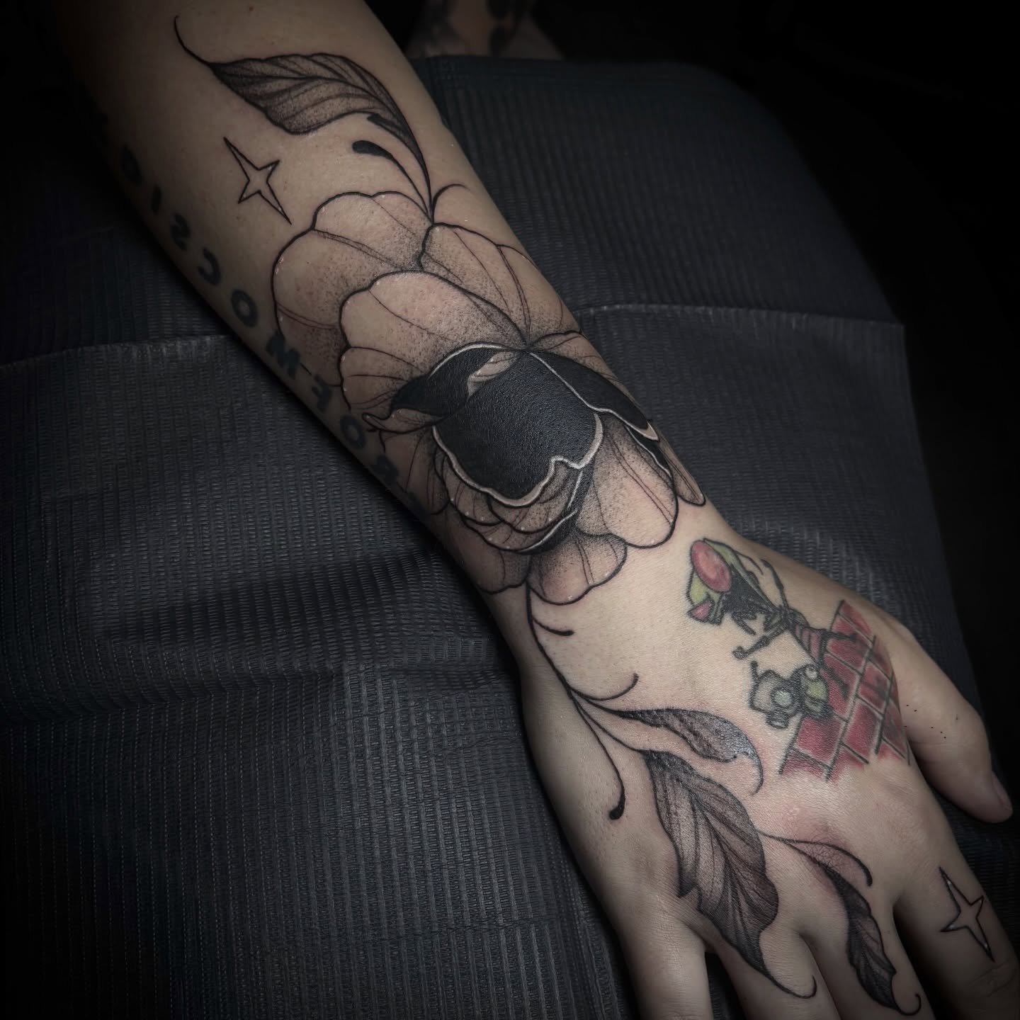 Flower and beetle dotwork tattoo on the forearm by 𝒜𝓇𝓉 𝒷𝓎 𝒱𝑒 𝒩𝑜𝒸𝓉𝑒𝓂