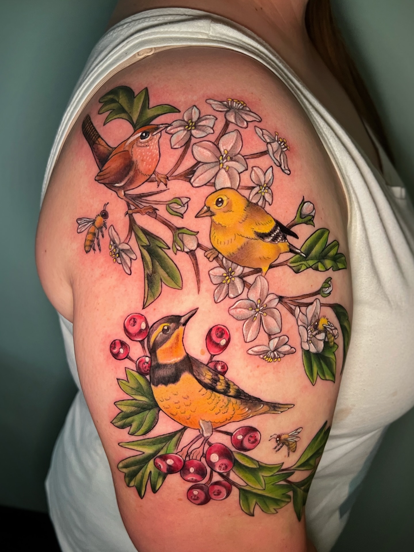 Birds and flowers new school tattoo on the shoulder by Michelle Pomerantz 🌼 Portland Tattoo Artist