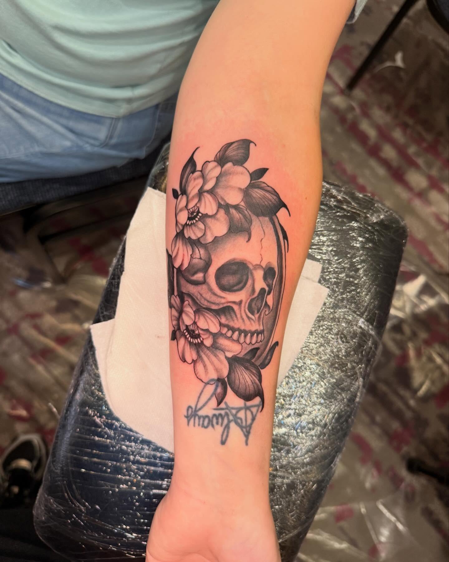 Tattoo by @inkdbyhendrixx — black_and_grey