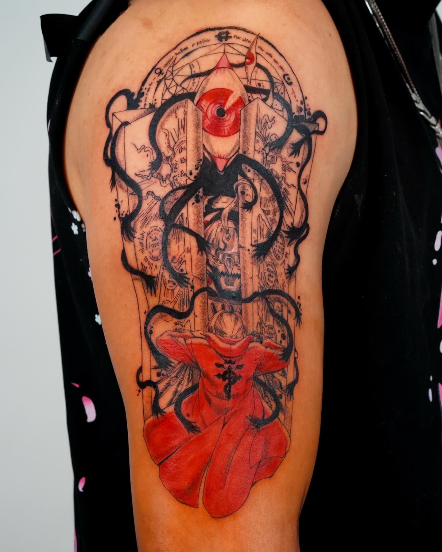 Tattoo by @petite.mortt β surrealism