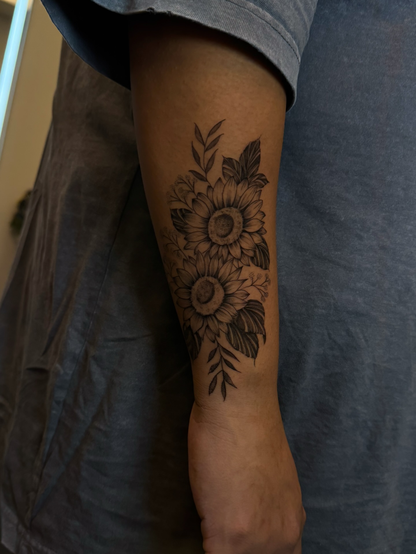 Tattoo by @fineline_lau — black_and_grey