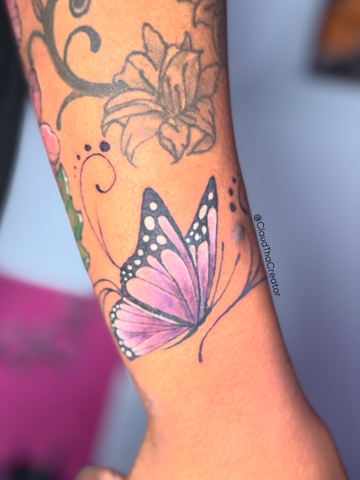 Tattoo by @claudthacreator — dotwork, watercolor