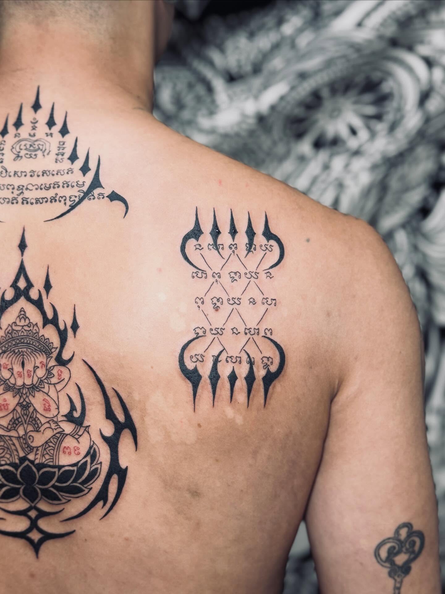 Tattoo by @bofumania — geometric
