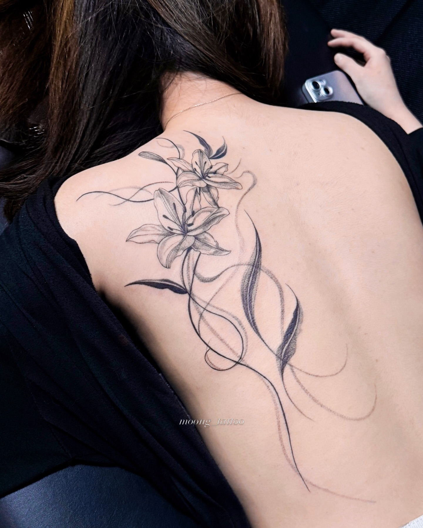 Tattoo by @moong_tattoo — black_and_grey