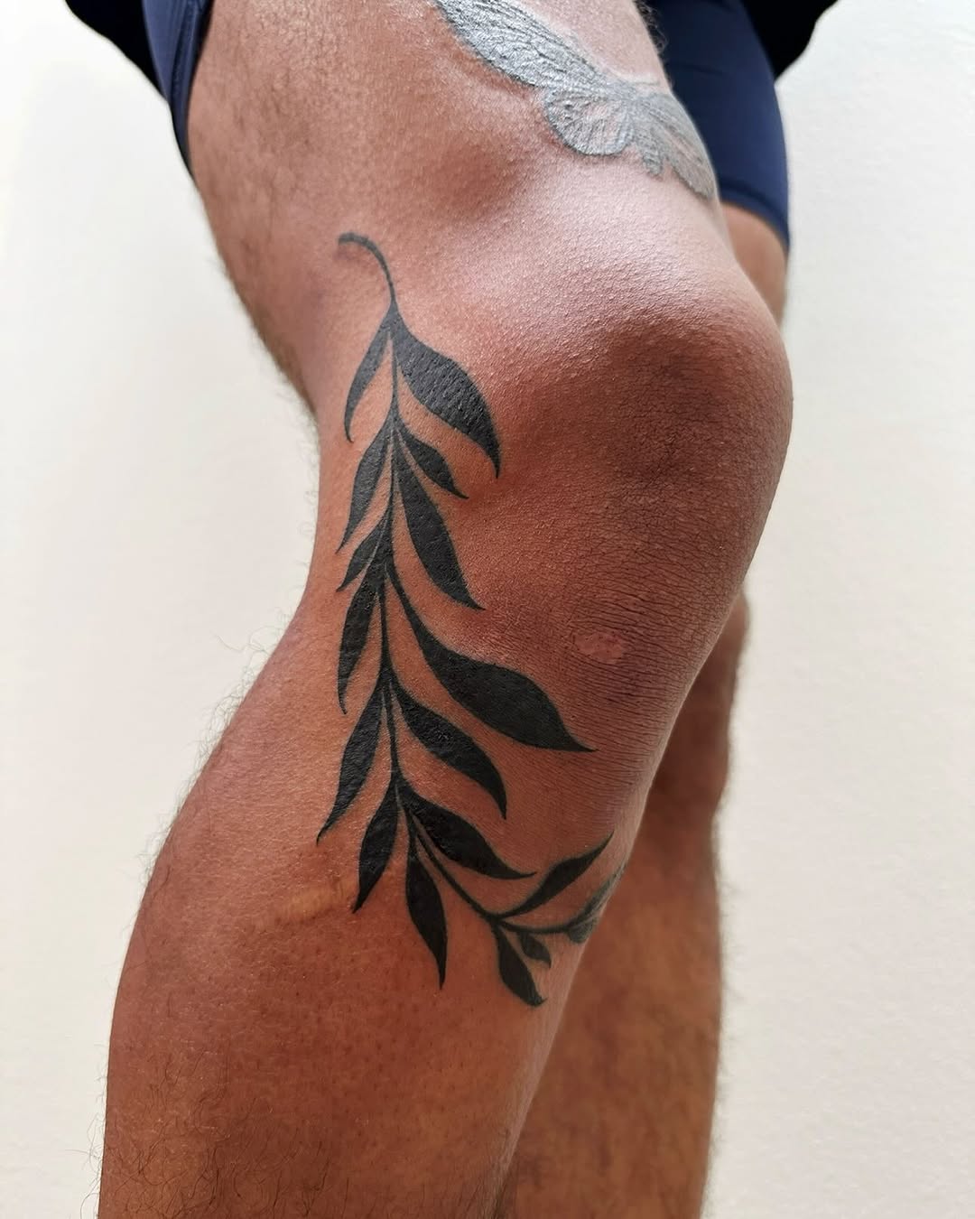 Tattoo by @smoothloom_tattoos โ blackwork